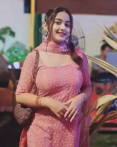 Call Girls Mahroni Cash On Delivery